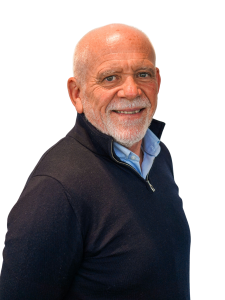 headshot Chris Everard